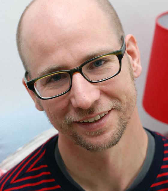 Sebastian Herrmann ist Wissenschaftsredakteur bei einer großen Müncher Zeitung und Autor mehrerer Bücher. Foto: Julia Herrmann
