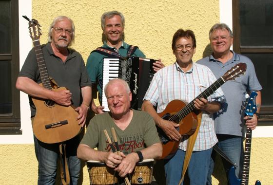 SOL ist spanisch die Sonne, französisch der Boden und zuhause sind die Musiker in Deutschland im Landkreis Erding.  Foto: VA