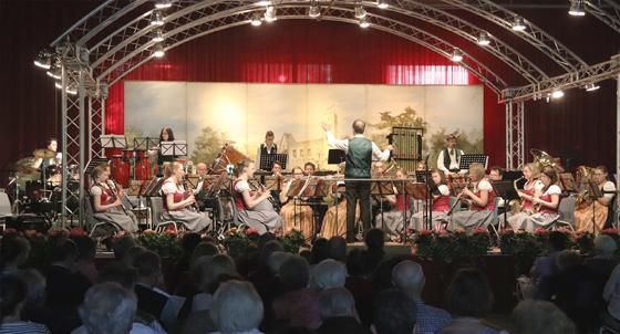 Die Freunde Grünwalds laden wieder einmal zu einem stimmungsvollen Herbstkonzert ein.  Foto: VA