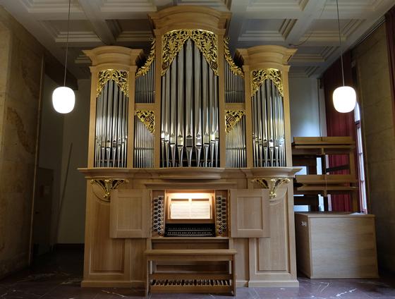 Die neue Bach-Orgel, seit dem Wintersemester 2019/20 in der Hochschule in Betrieb. Foto: VA