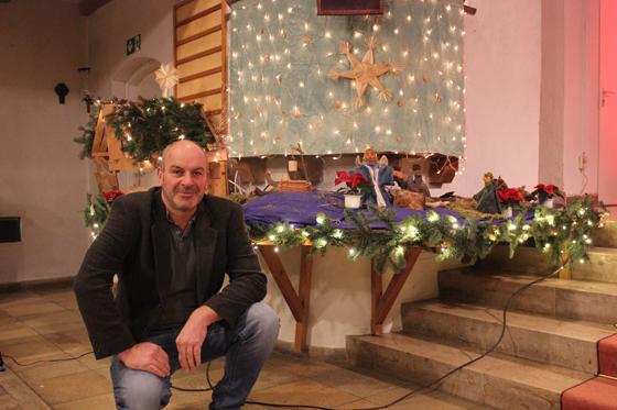 Pfarrer Stefan Ammon aus der Gustav-Adolf-Kirche in Ramersdorf schreibt die Weihnachtsbotschaft im Haidhausener Anzeiger. Foto: bs