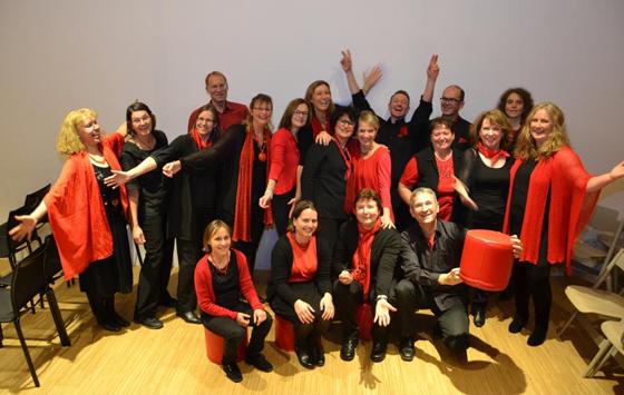 Der Oberhachinger Chor mix'n free wird gleich zweimal für den guten Zweck auftreten: Am 8 Februar in Harlaching und am 15. Februar in Oberhaching. Foto: VA