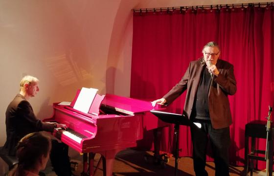 Thomas de Lates und Oliver Hahn mit "Flammende herzen 4.0" zu Gast im Münchner Künstlerhaus. Foto: VA