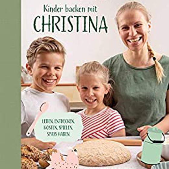 In ihrem 4. Buch verrät Christina Bauer ihre besten Rezepte, die man prima gemeinsam mit Kindern backen kann.  Foto: VA
