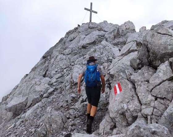 Fast geschafft. Der Gipfel des Sonnjochs (2.457m) ist bereits in Sichtweite!  Foto: Stefan Dohl