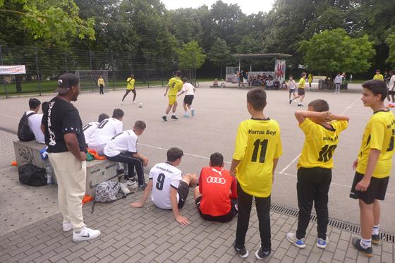 Das Sommercamp von "buntkickgut" wird vom 3. bis 14. August in München stattfinden. Über 40 Kinder und Jugendliche sind mit dabei. Foto: VA