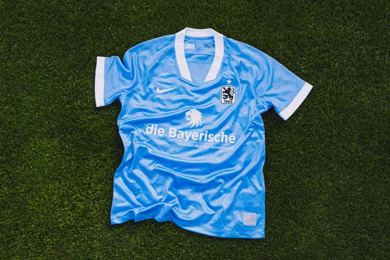 Das Trikot lässt die weiß-blaue Tradition der Löwen wieder neu aufleben. Foto: TSV 1860