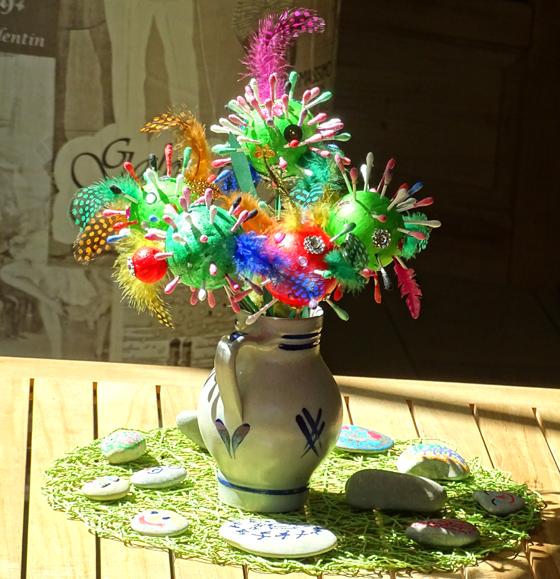 Kunst in der nbh-Tagespflege: Coronablumen Foto: nbh