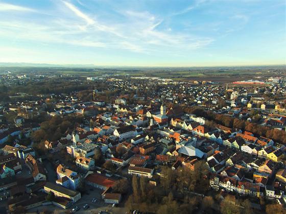 Der Bodenpreis für Wohnbauflächen im Landkreis Erding lag im Jahr 2019 im Durchschnitt bei rund 670 /m² und damit 42,2 % höher als noch 2018. Foto: CC BY-SA 4.0