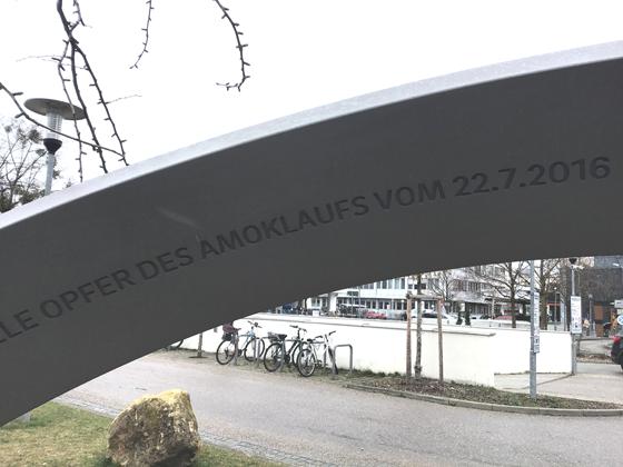 Das Denkmal in der Hanauer Straße wird aktuell überarbeitet. Foto: Daniel Mielcarek