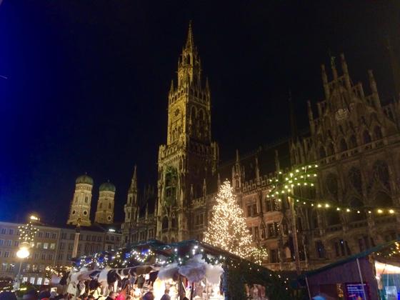 Derzeit hagelt es Absagen. Auch in München gibt es heuer keinen Christkindlmarkt. Foto: Daniel Mielcarek