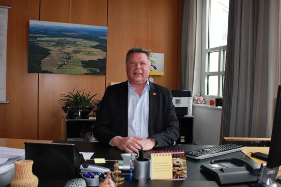 Piet Mayr (CSU) übernahm Mai 2008 das Amt des Bürgermeisters von Zorneding. Foto: Stefan Dohl
