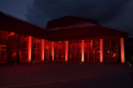 Der Light-Lockdown trifft die Veranstaltungs- und Kulturbranche  wie auch die Gastronomie - zum zweiten Mal bis ins Mark. Foto: Stadthalle Erding