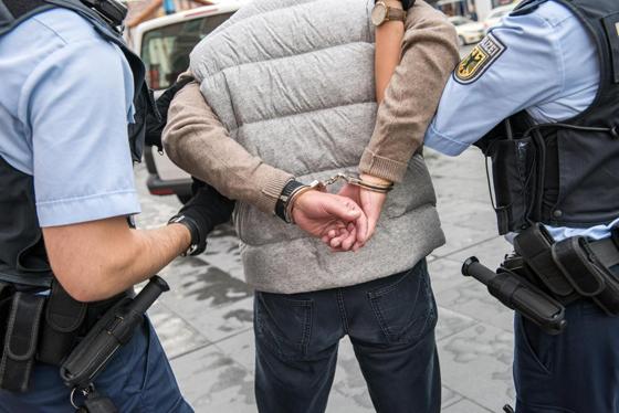 2,97 Promille hatte ein Mann, der von der Bundespolizei wegen Pöbeleien aus dem Gelände des Hauptbahnhofs verwiesen wurde. Foto: Alexandra Stolze