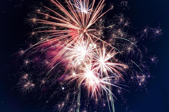 Ein Bild aus vergangenen Zeiten: Das Feuerwerk zum Jahreswechsel fällt heuer weitestgehend aus. Foto: CC0