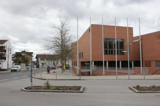 Die Gemeinde Feldkirchen erhält fast 28 Millionen Euro Fördergelder für den Neubau von Mietwohnungen. Foto: bs