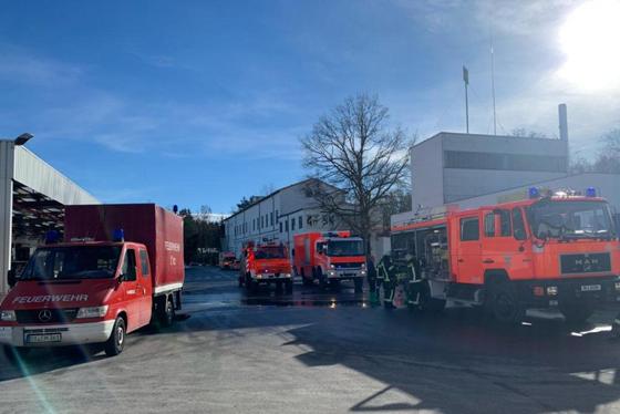 Viel zu tun hatte die Freiwillige Feuerwehr Hohenbrunn am 22. Januar, da wurde sie gleich zweimal zu dringenden Einsätzen gerufen. Foto: FFW Hohenbrunn