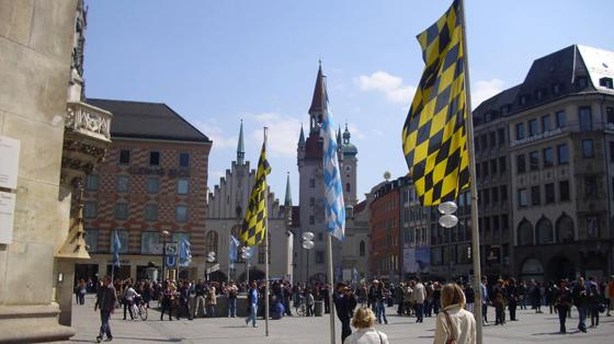 Der Münchner Marienplatz: Wie kann öffentlicher Raum geschickt genutzt und gerecht verteilt werden? Foto: sd
