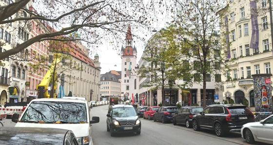 In München besaßen laut Studie etwa 44 Prozent der Haushalte kein Auto, im Münchner Umland nur rund 16 Prozent. Foto: Stefan Dohl