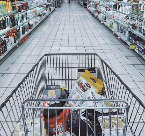 Ab sofort darf man wieder in allen Läden einkaufen gehen, nicht nur in Lebensmittel- und Drogeriemärkten. Foto: CC0