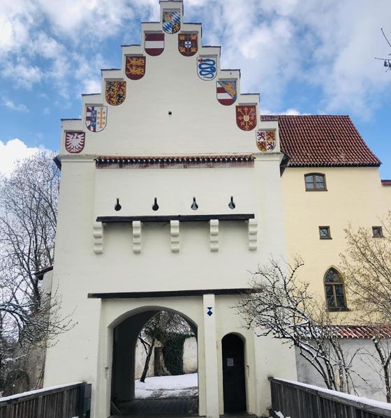 Das Burgmuseum in Grünwald hat seine Pforten für Besucher geöffnet. Hier erfährt man alles Wissenswertes über die Geschichte der Burg. Foto: hw
