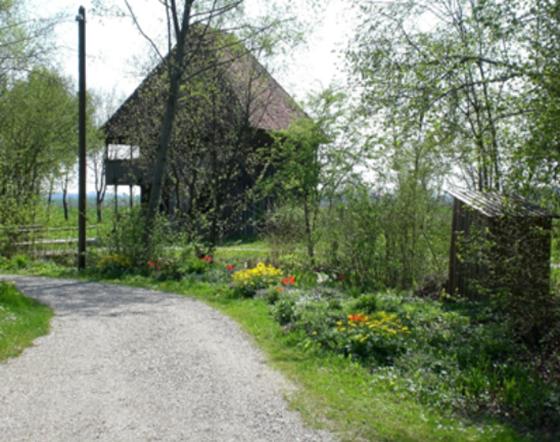 Am Ostersonntag konnte das Bauernhausmuseum bei schönstem Frühlingswetter endlich wieder öffnen.  Foto: LRA
