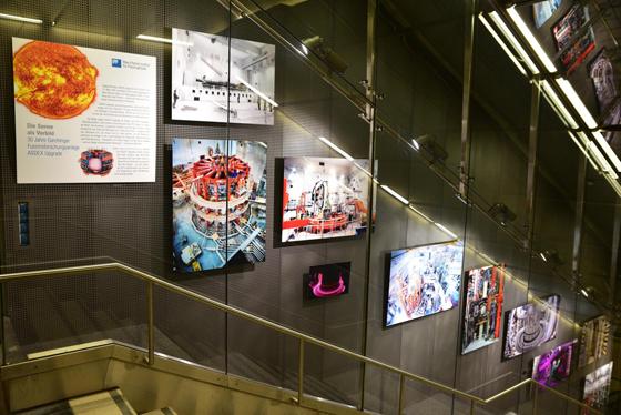 Die Foto-Ausstellung 30 Jahre ASDEX Upgrade ist bis 29. Juni 2021 im U-Bahnhof Garching zu sehen. Foto: IPP, Julia Sieber