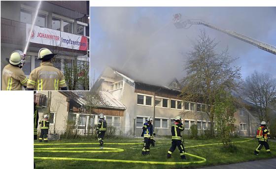 Feuerwehren aus fünf Gemeinden haben sich beim Löschen des Impfzentrums in Oberhaching beteiligt. Die Impfungen müssen am Montag, 3. Mai ausfallen, ab 4. Mai sollen sie an anderer Stelle fortgeführt werden. Fotos: Claus Schunk