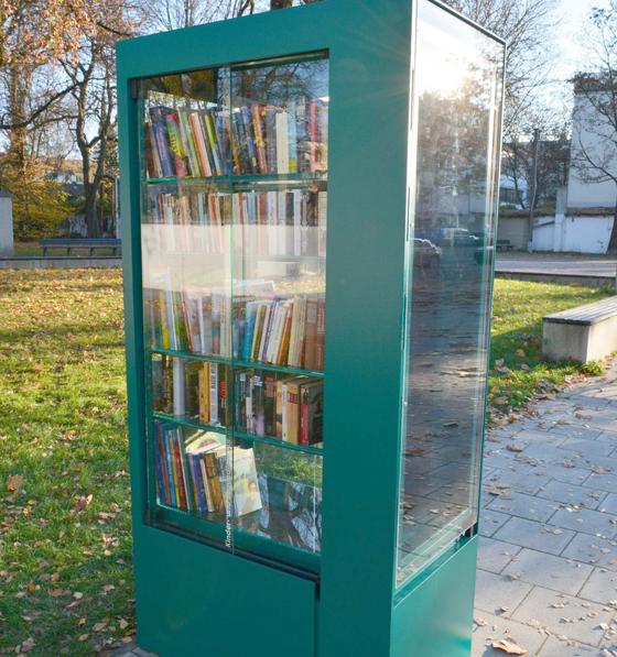 Bürgerkreis Berg am Laim lädt zu einer &#8232;Kunstaktion und Lesung am Offenen Bücherschrank am Grünen Markt ein. Foto: VA