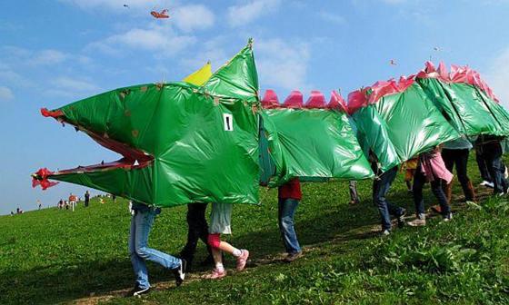 Am Wochenende sind im Riem Park wieder die Drachen los, beim legendären Drachenfest. Foto: VA