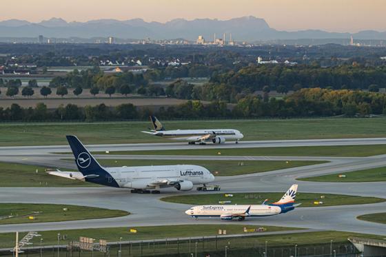 Der Airport verbuchte mit 1,9 Millionen Passagieren alleine im September fast so viele Fluggäste wie im gesamten ersten Halbjahr 2021. Foto: Michael Fritz/ Flughafen München