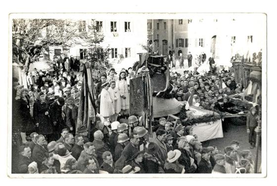 Die Glockenweihe in Wartenberg am 25. Dezember 1948. Foto: Archiv Helmut Lahr