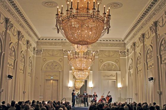 Bavaria Klassik lädt am 1. Adventssonntag zu einem besinnlichen Konzert in den Max-Joseph-Saal ein. Foto: VA