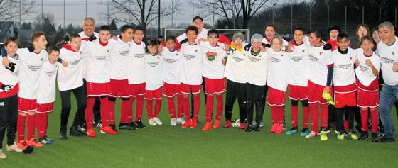 Die C-Junioren des FC Olympia Moosach haben sich in ihrer Liga die Meisterschaft gesichert. Foto: Verein