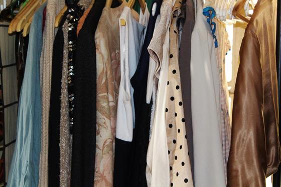 Neben Tauschen von Kleidung gibt es gegenseitige Tipps zum Umgestalten seiner Klamotten. Foto: CCO