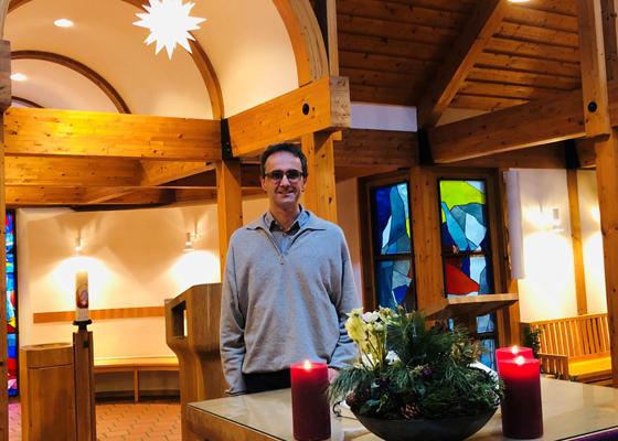 Der Pfarrer der Jubilategemeinde, Sebastian Degkwitz, lässt die Leser des Südost-Kuriers an einer seiner schönsten Weihnachtserinnerungen teilhaben.  Foto: hw