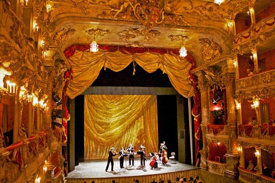 Im Cuvilliés-Theater darf man sich am 8. Januar auf einen besonderen Musikgenuss freuen. Foto: Bavaria Klassik