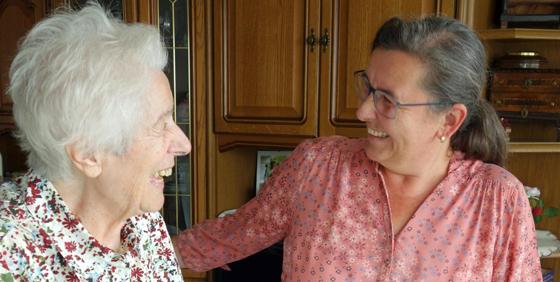 Die Nachbarschaftshilfe Taufkirchen sucht nach weiteren Seniorenhelfern, die sich engagieren wollen. Foto: Picasa