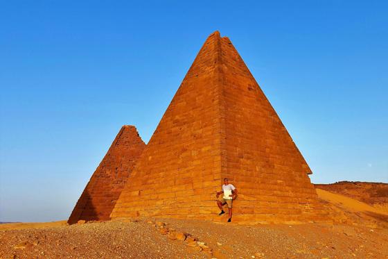 Der Reisejournalist Harald Mielke zeigt unter anderem die Pyramiden. Davon gibt es im Sudan mehr als doppelt so viele wie im nördlichen Nachbarland Ägypten. Foto: VA