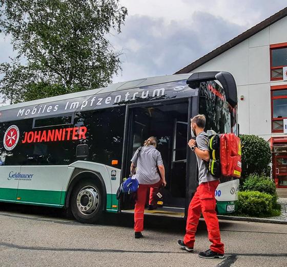 Der Impfbus der Johanniter ist ab sofort regelmäßig im Landkreis München unterwegs. Foto: Gerhard Bieber/Johanniter