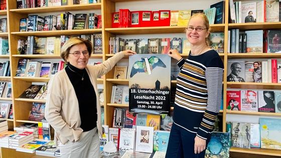 Freuen sich auf viele Besucher bei der 18. Lesenacht in Unterhaching (v. l.) Dr. Christine Helming und Dr. Ursula Maier-Eichhorn.  Foto: hw