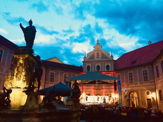 Am Mittwoch, 13. Juli, erfüllt klassische Musik den Brunnenhof der Residenz. Foto: Bavaria Klassik
