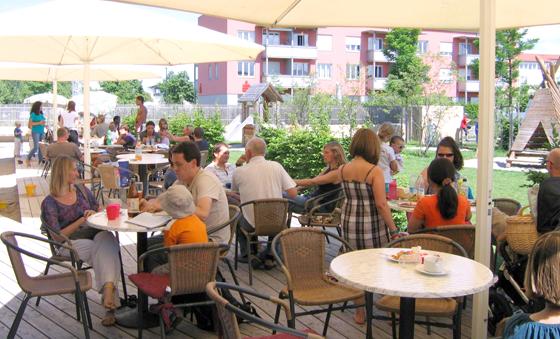 Der Treff im Café des Familienzentrums ist auch in den Sommerferien offfen für Besucher. Foto: Familienzentrum