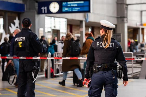 Aufgrund einer unsicheren Gefährdungslage musste ein Teilbereich des Münchner Hauptbahnhofs am Montagabend gesperrt werden. Foto: Bundespolizei