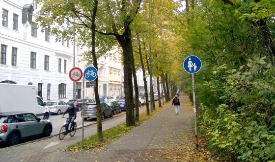 Die Radwege in der Zeppelinstraße zwischen Rosenheimer Straße und Kreuzplätzchen sind nur je 1,50 bis zwei Meter breit. Bald sollen die Radler mehr Platz bekommen. Foto: bas