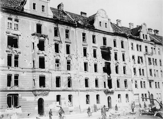 Haidhausen nach dem Zweiten Weltkrieg: Im Bild zu sehen ist die Wörthstraße. Foto: Archiv des Haidhausen-Museums