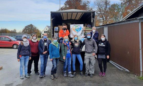 Die Gruppe Seebrücke Landkreis Ebersberg freut sich über rege Beteiligung an ihrer Spendenkampagne für die Seenotrettung. Foto: Seebrücke
