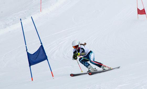 Für tolle Skifahrer und solche, die es werden wollen, gibt es jede Menge Angebote im Januar. Foto: Haching Race Academy
