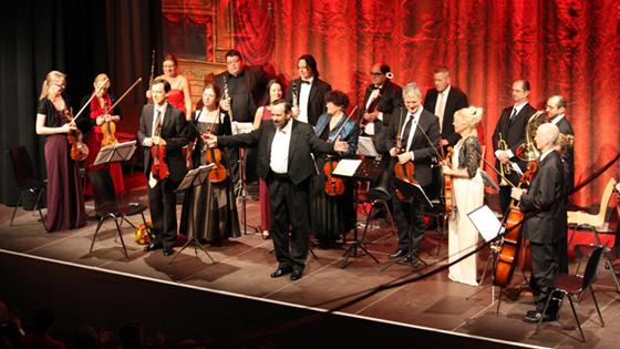 Camerata München spielt an Silvester die schönsten Opernmelodien im Kulturzentrum Trudering. Foto: red