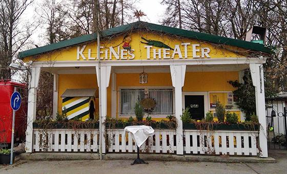 Das Kleines Theater im Pförtnerhaus zeigt regelmäßig Stücke mit Kasperl und Seppl. Foto: bas